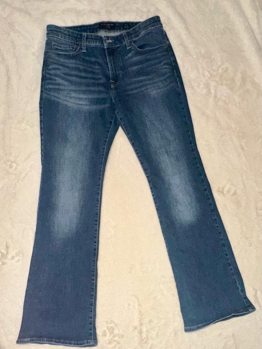 Lucky Bootcut Jeans - Classic Stretch Denim
